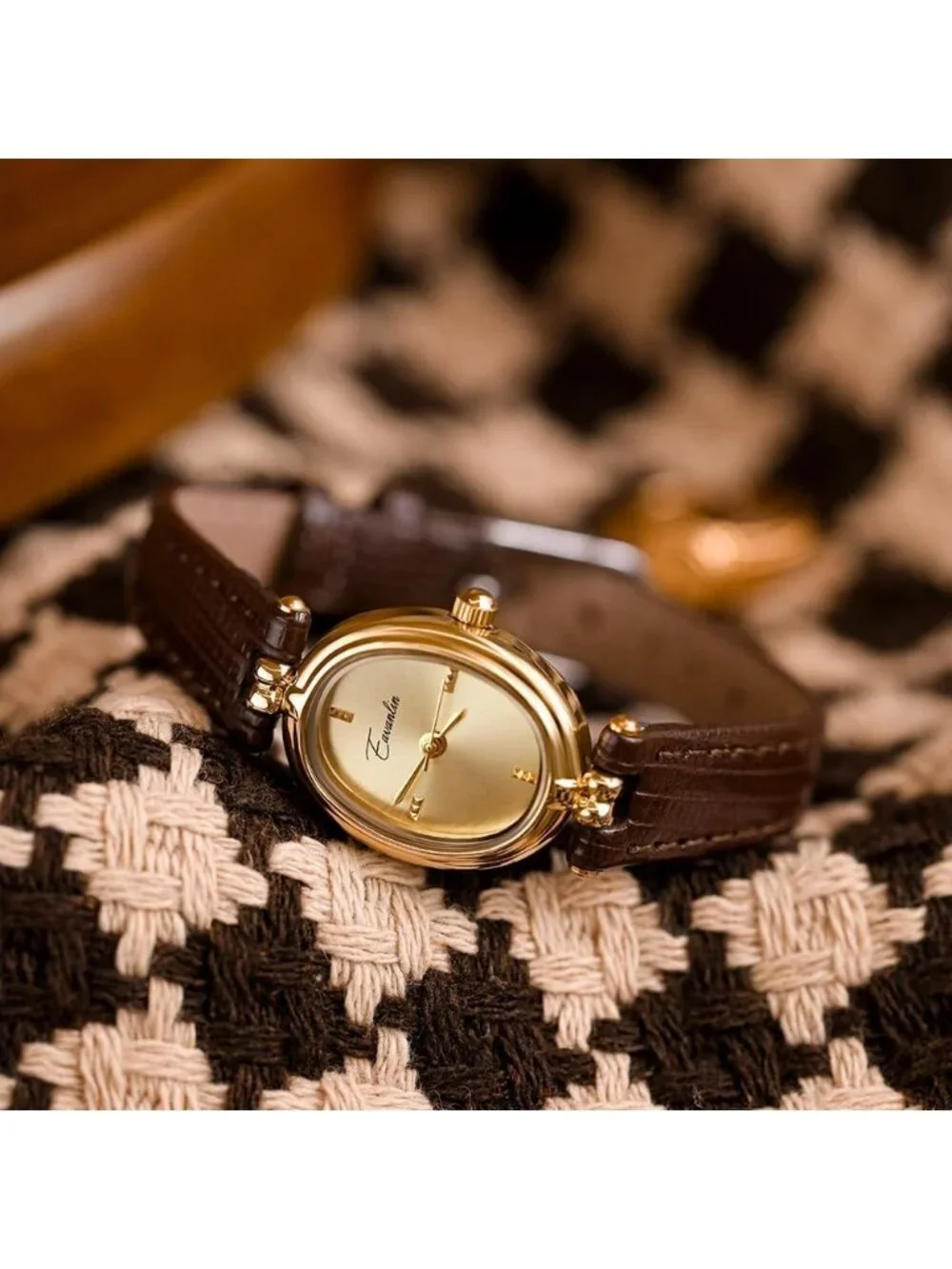 Women's Brown Fashion Small Oval Quartz Leather Band Classic Minimalist Watch